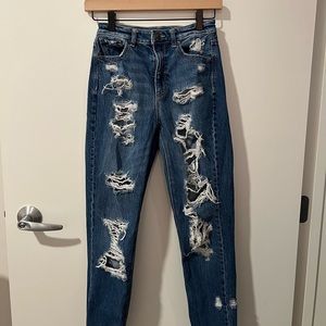 Blue ripped AE mom jeans